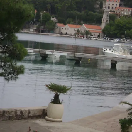 Andriuci Appartement *